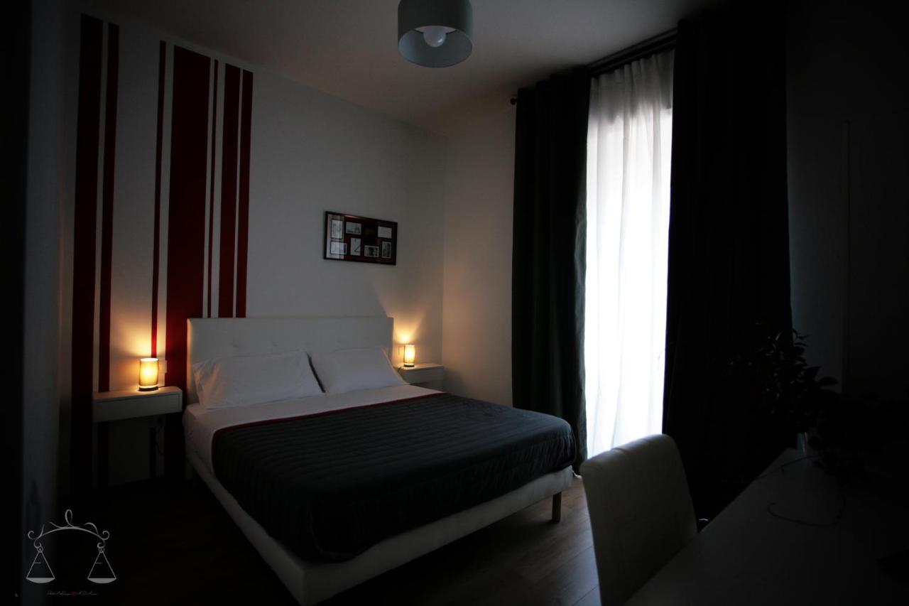 La Libra Rooms Cagliari Bagian luar foto